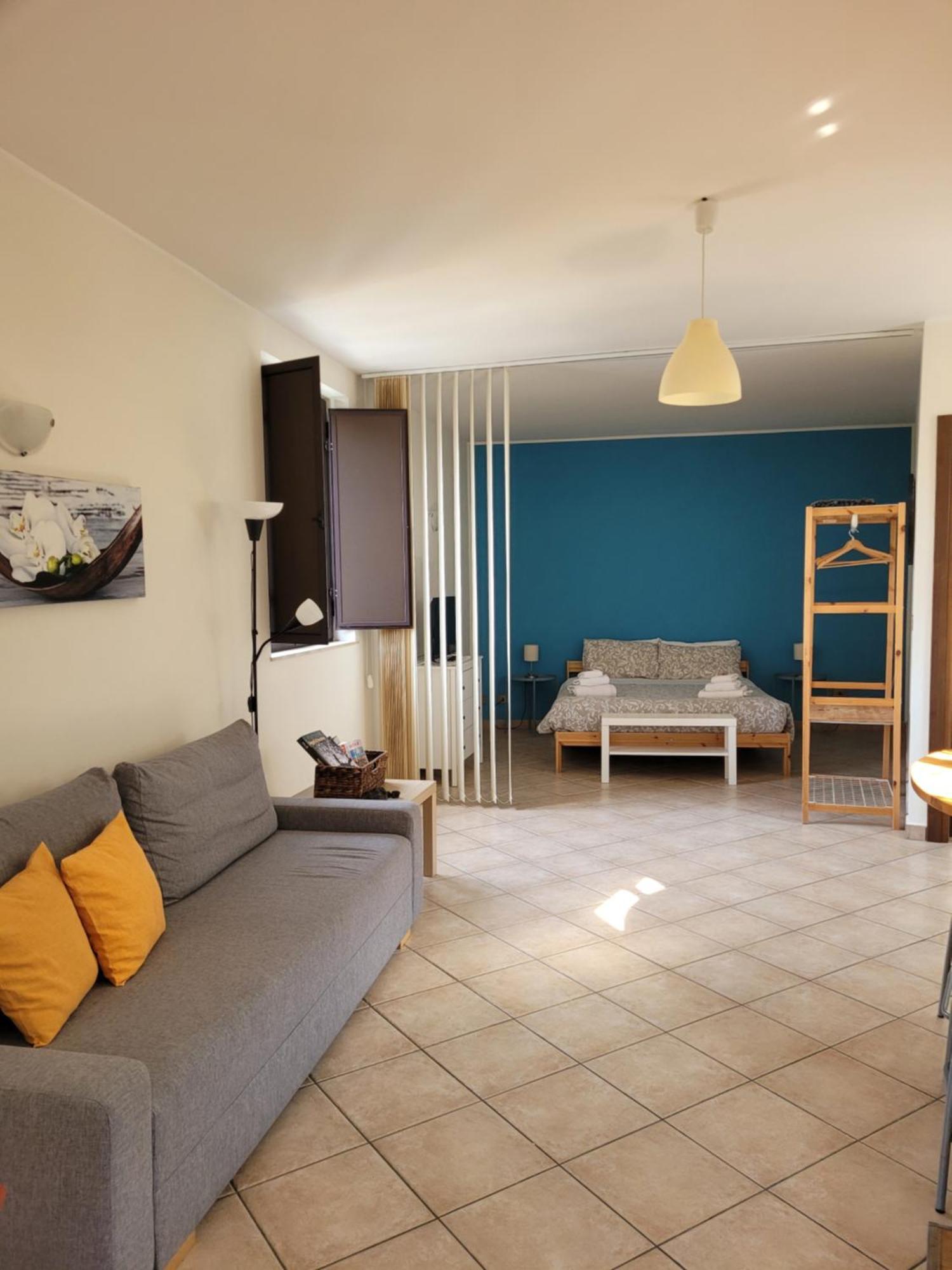 Casa Vacanza Curro คาตาเนีย ภายนอก รูปภาพ