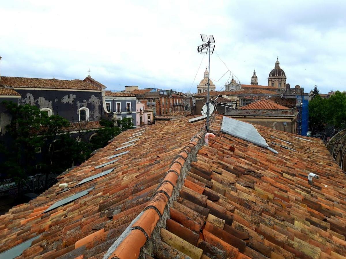 Casa Vacanza Curro คาตาเนีย ภายนอก รูปภาพ